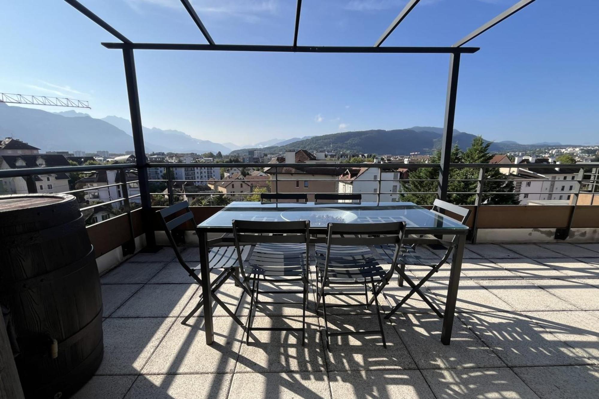 Appartamento Penthouse Flat South-Facing Terrace - Welkeys Annecy Esterno foto